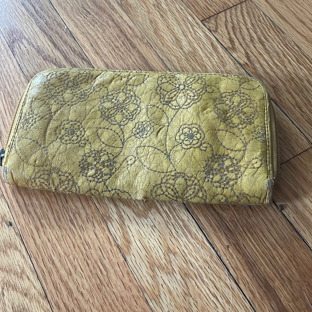 Mustard color wallet